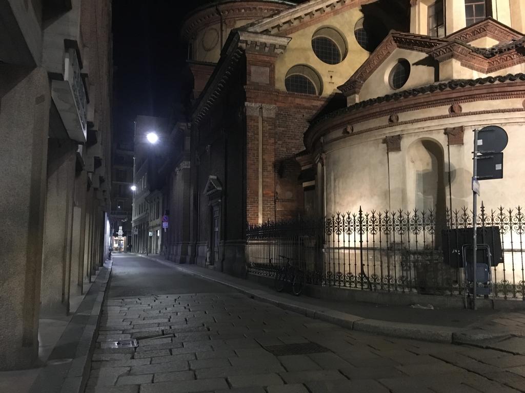 Kibilu - Via Falcone - City Centre - Duomo Milan Exterior photo